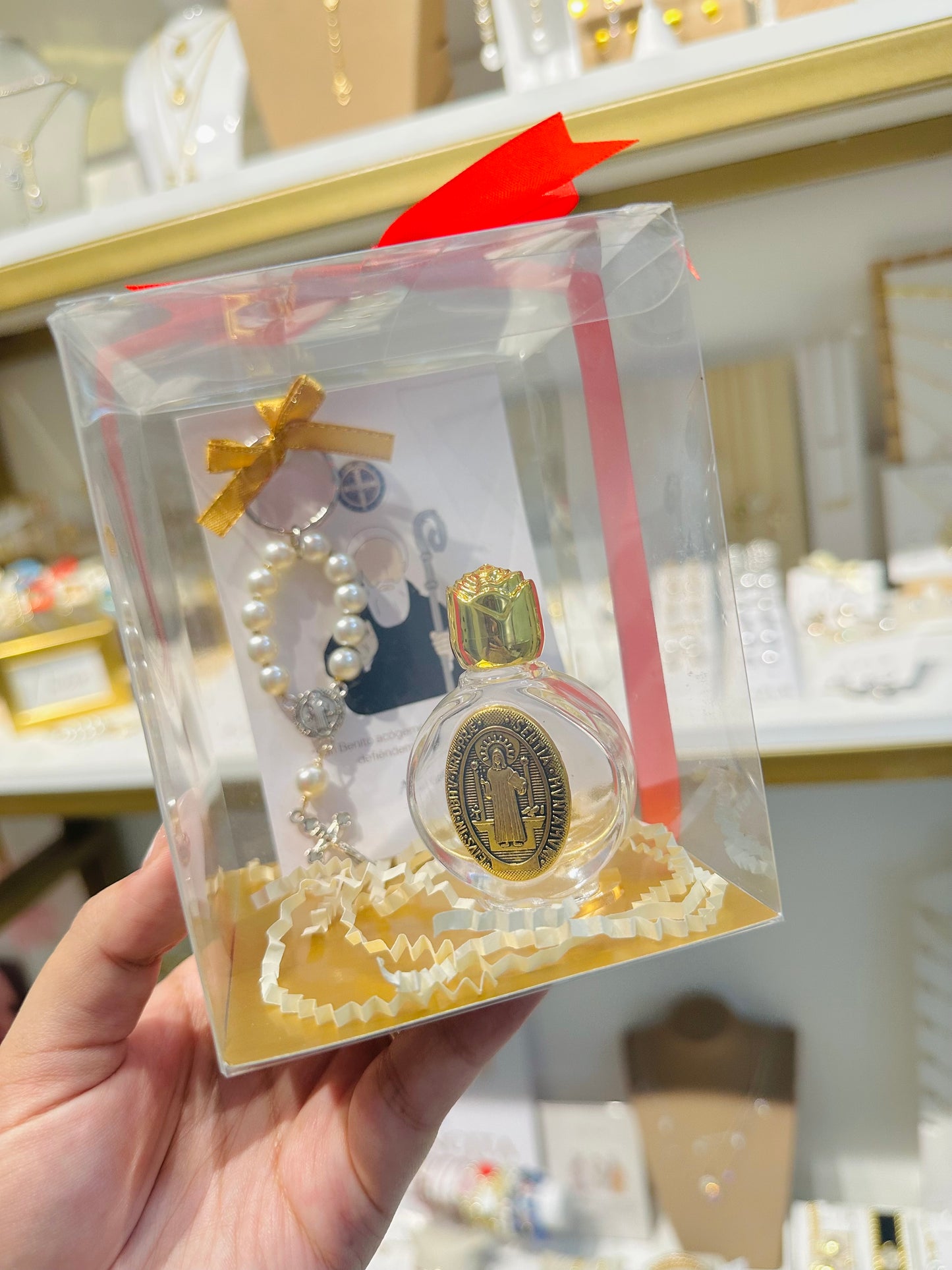 Caja de regalo San Benito (llavero denario, bote para agua bendita y estampita)