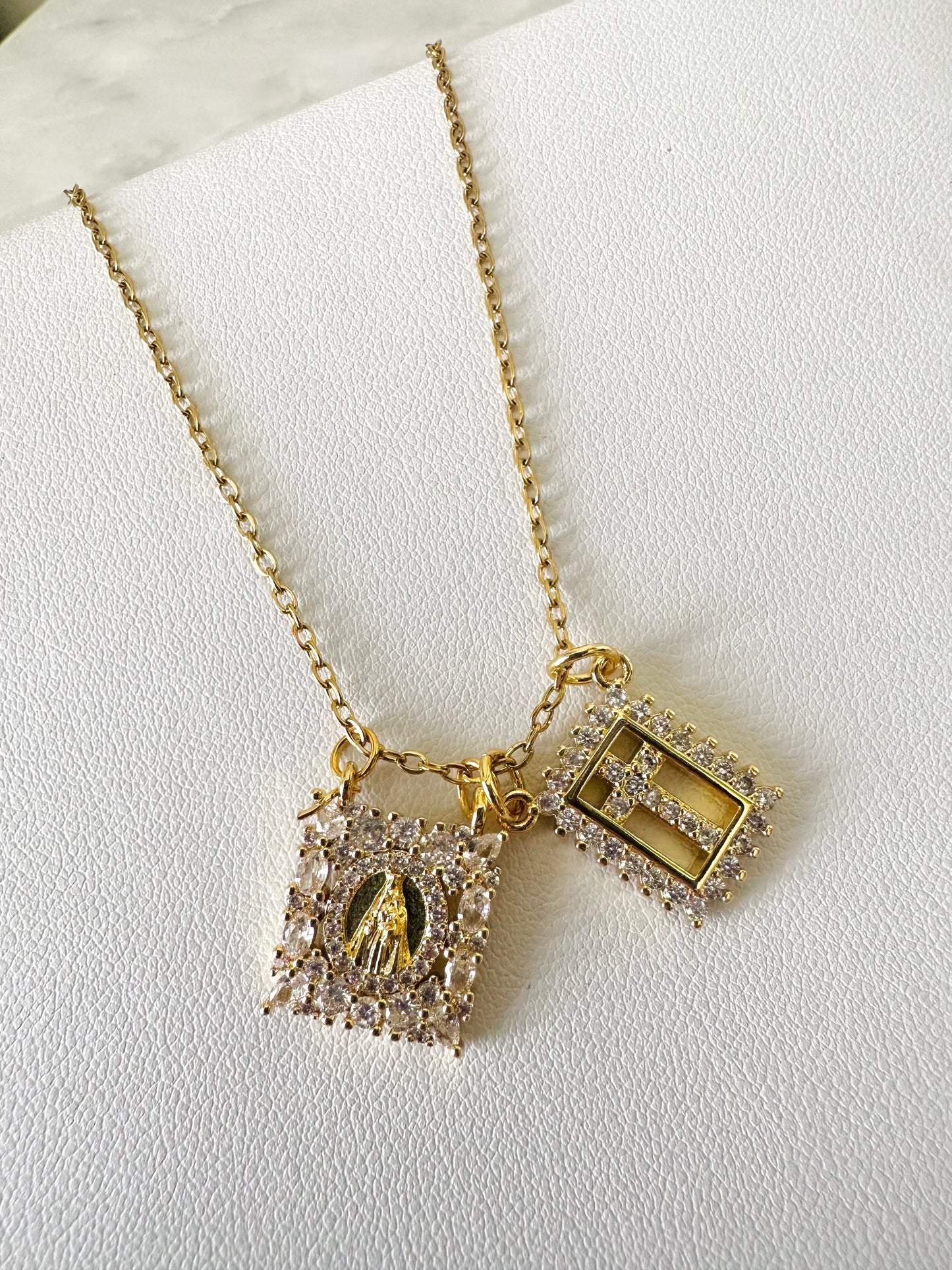 Escapulario Virgen del Carmen