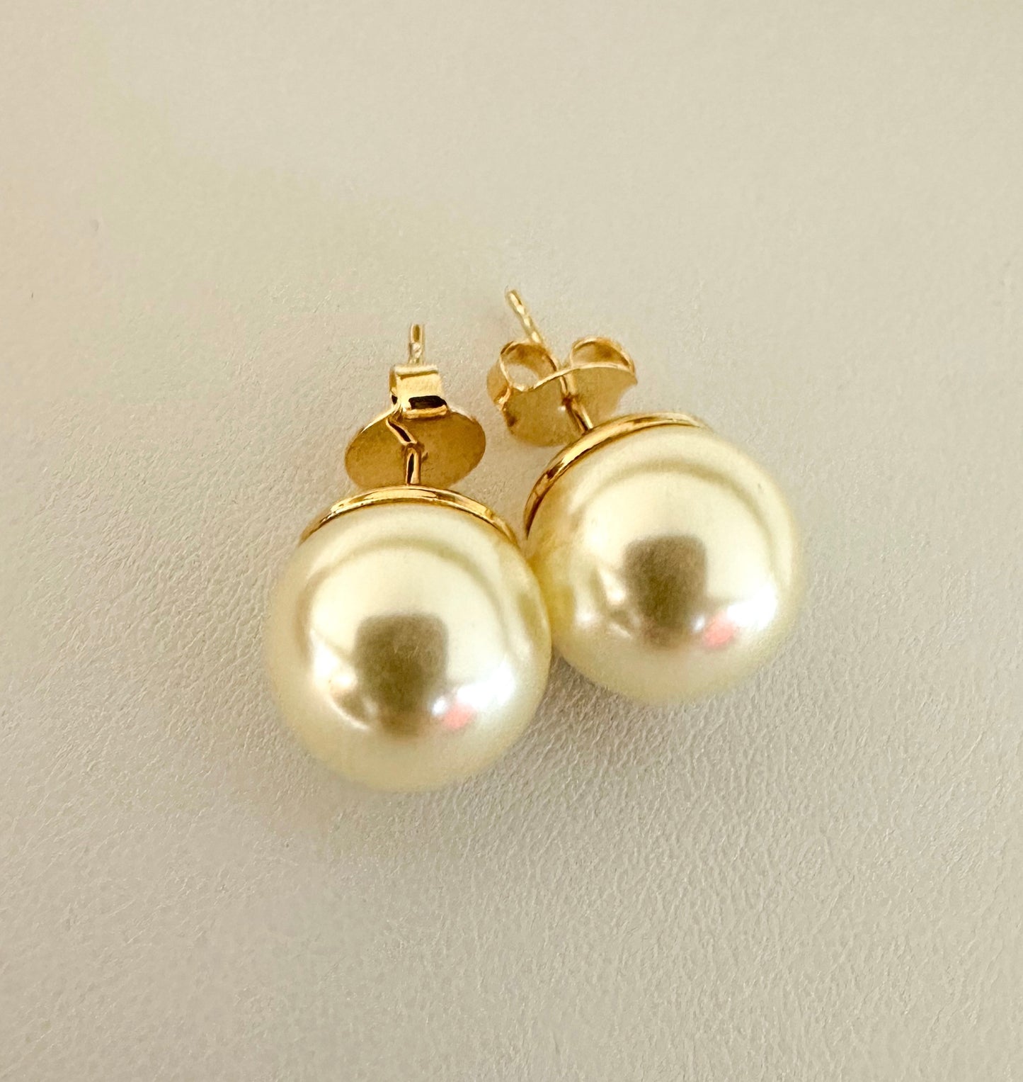 Aritos perla clásica 13mm