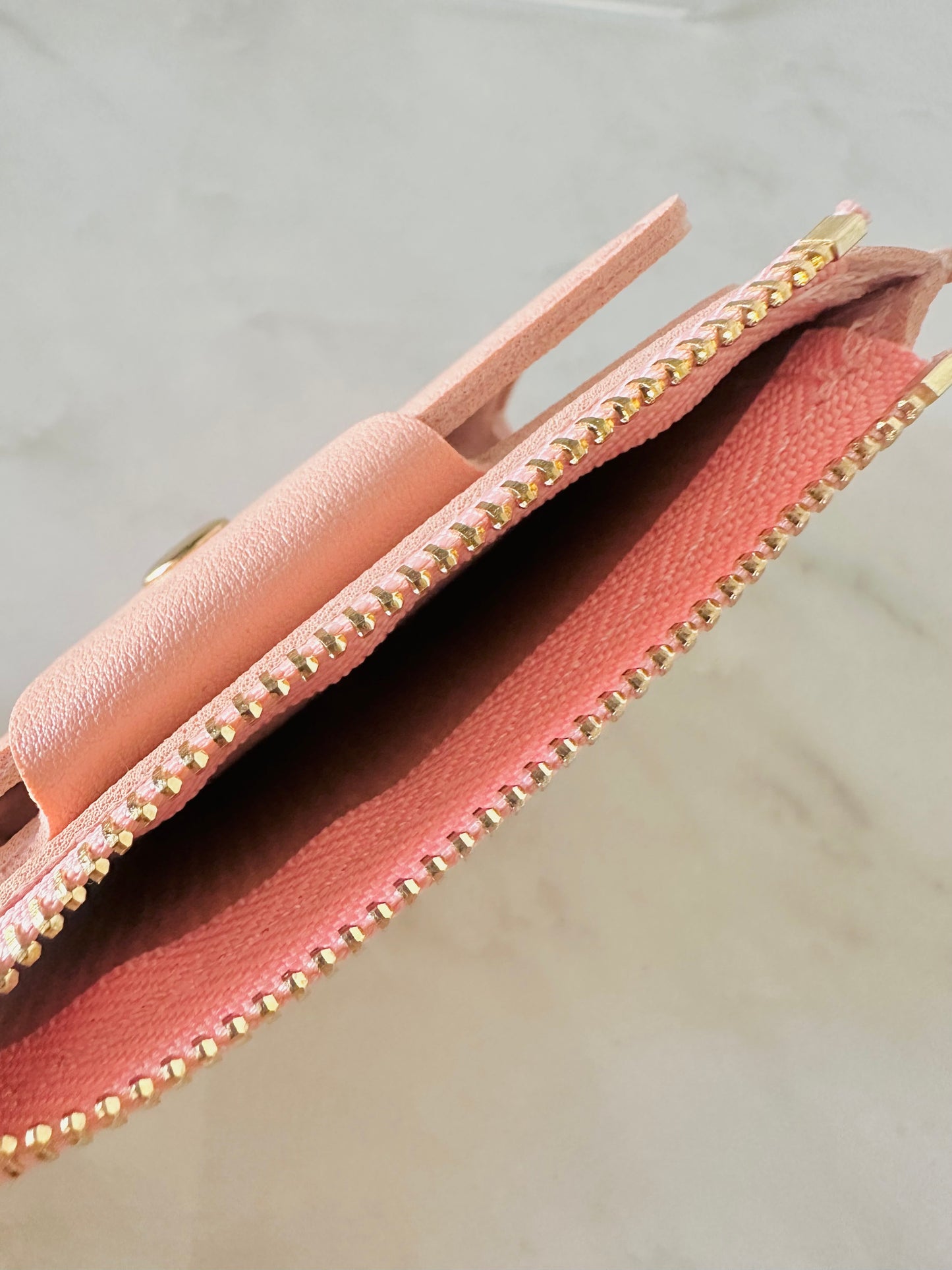 Mia (se puede personalizar)