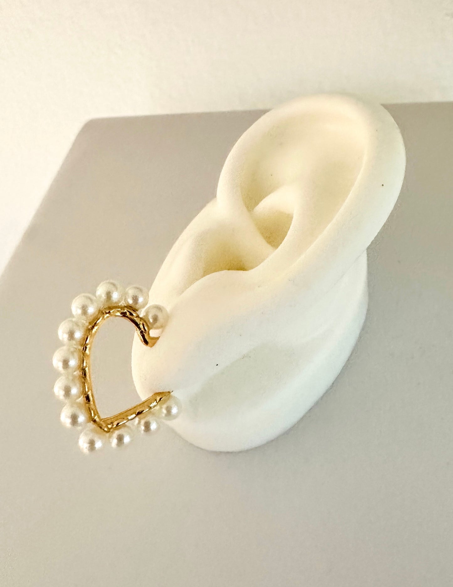 Aritos corazon de perla