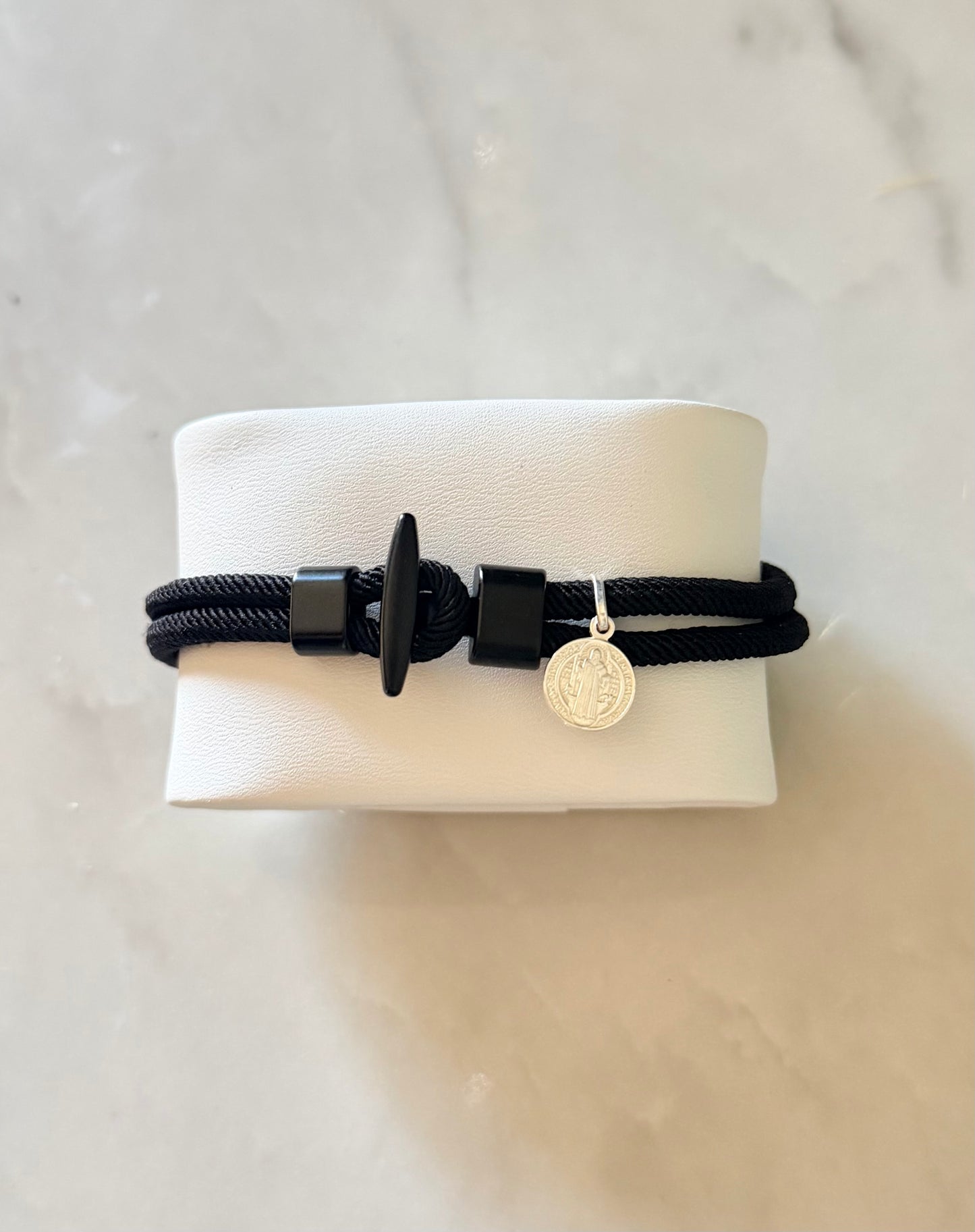 Lux negro San Benito