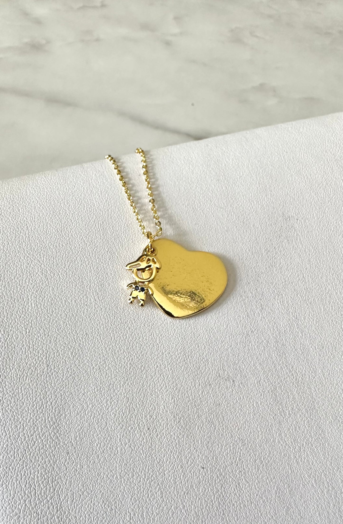 Plaquita Corazón y dije de niño