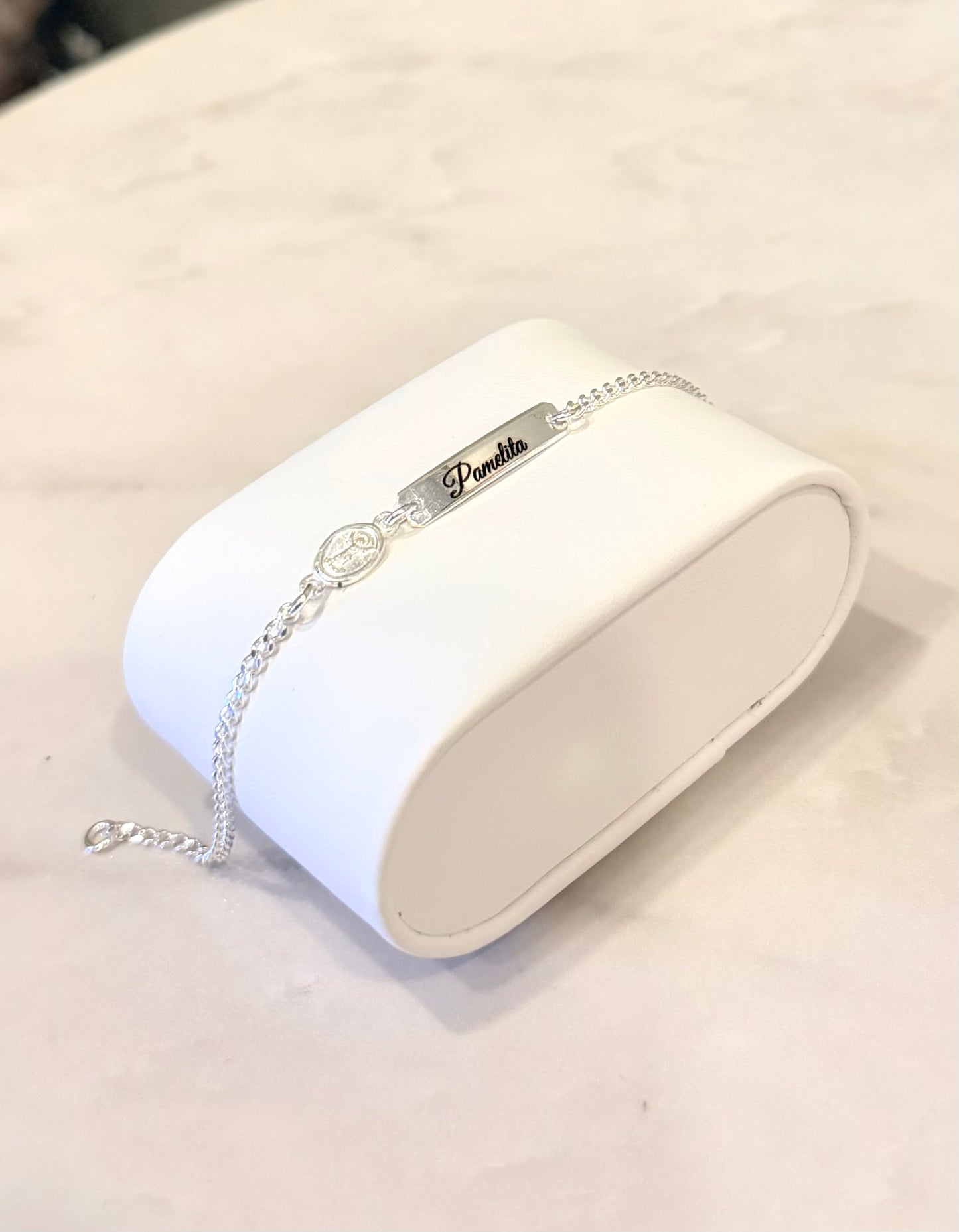 Pulsera para bebé Divino Niño (plata 925 incluye grabado)