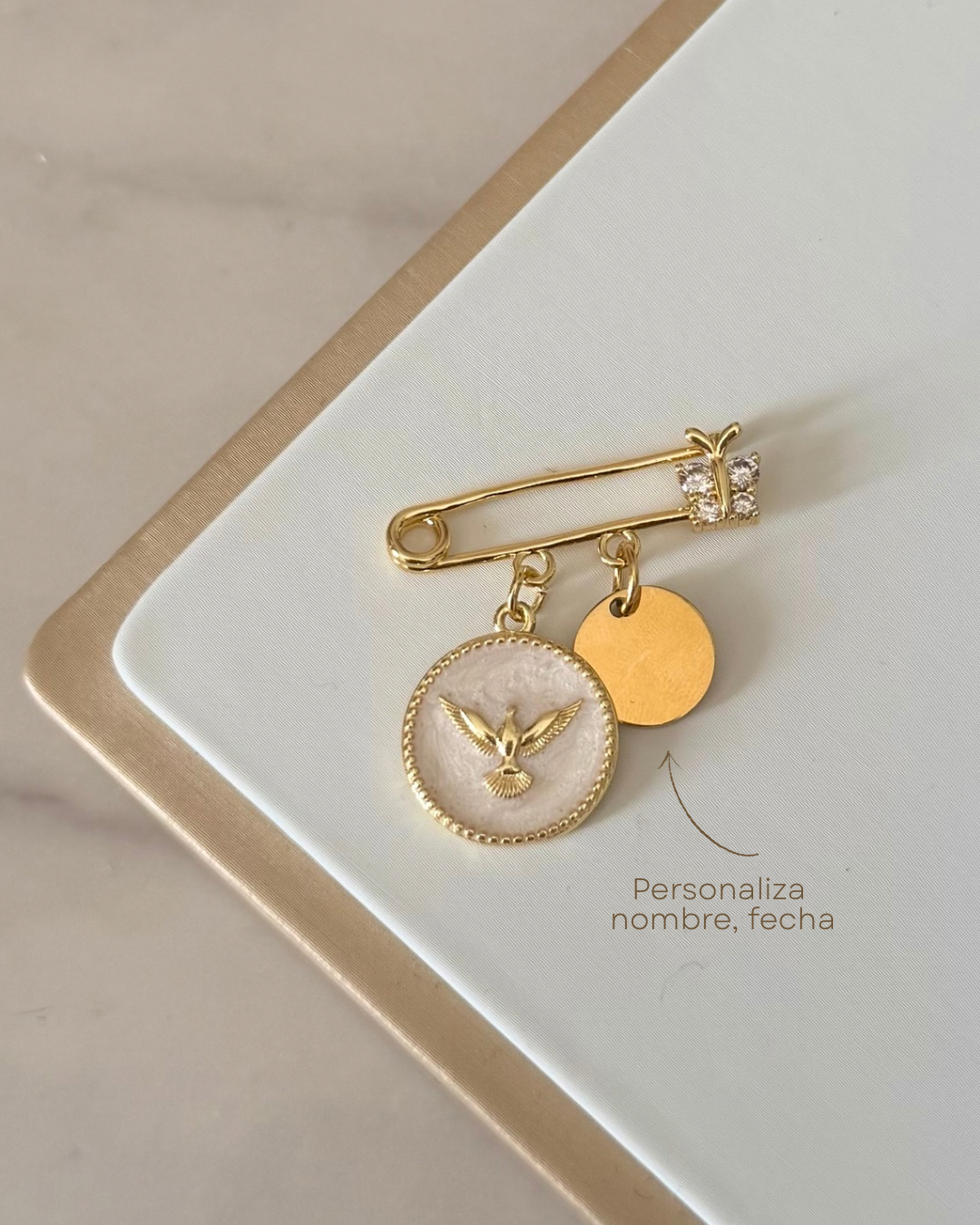 Pin Espíritu Santo (incluye 2 grabados)