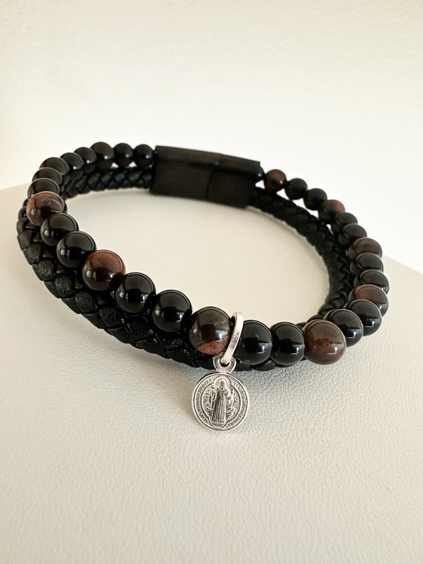 San Benito (cuero, plata 925)