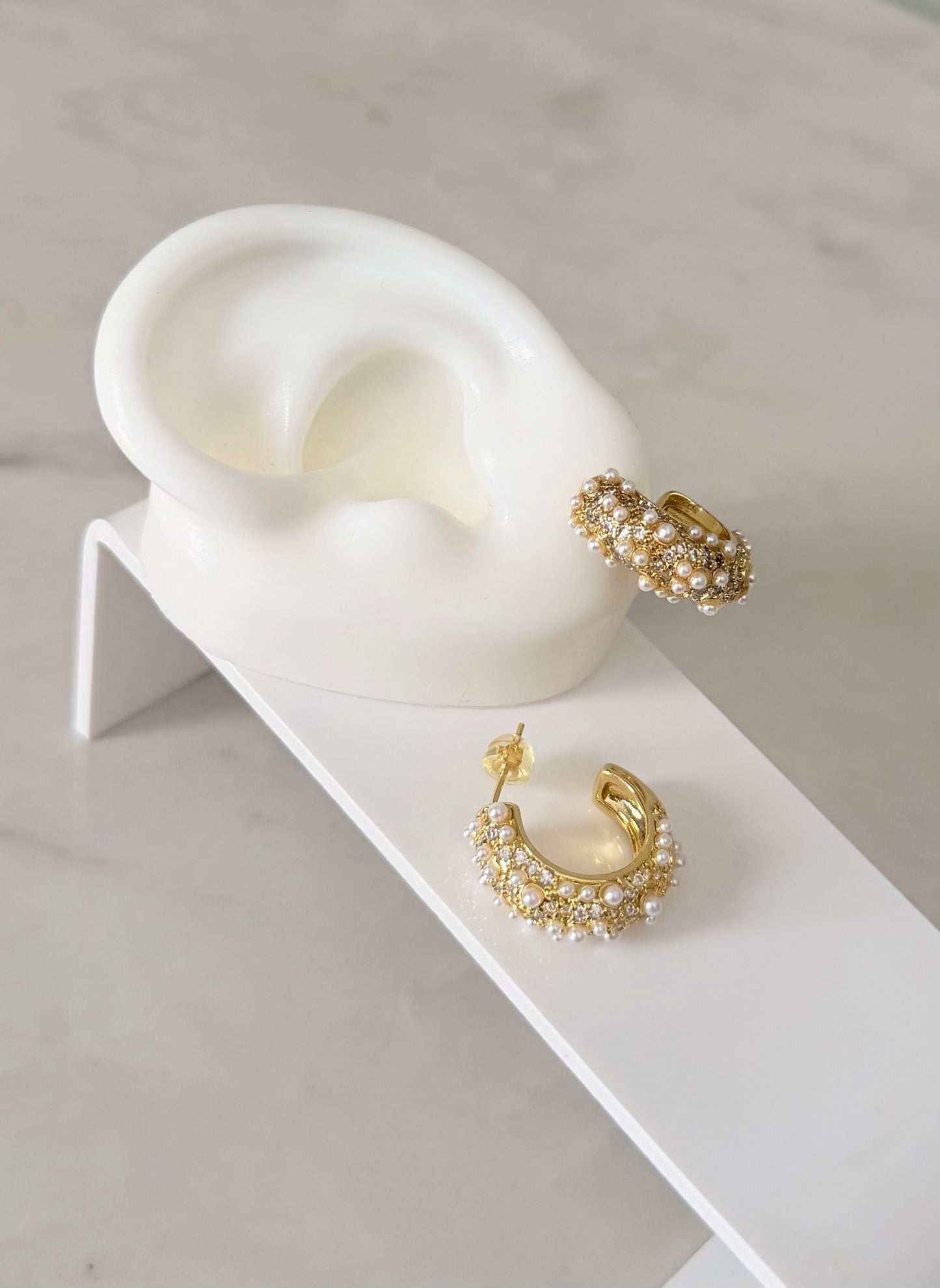 Pearl glow hoops