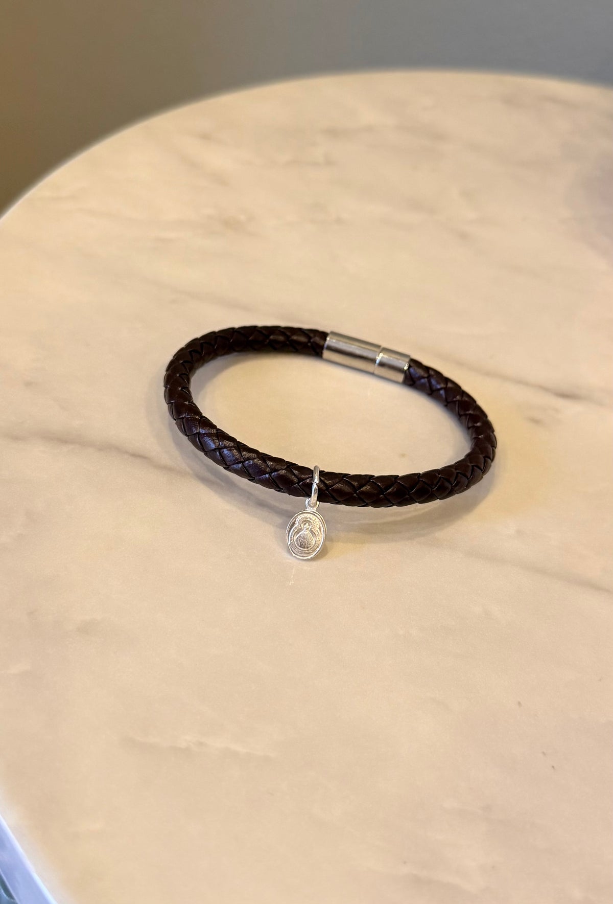 Pulsera de cuero Virgen de Suyapa