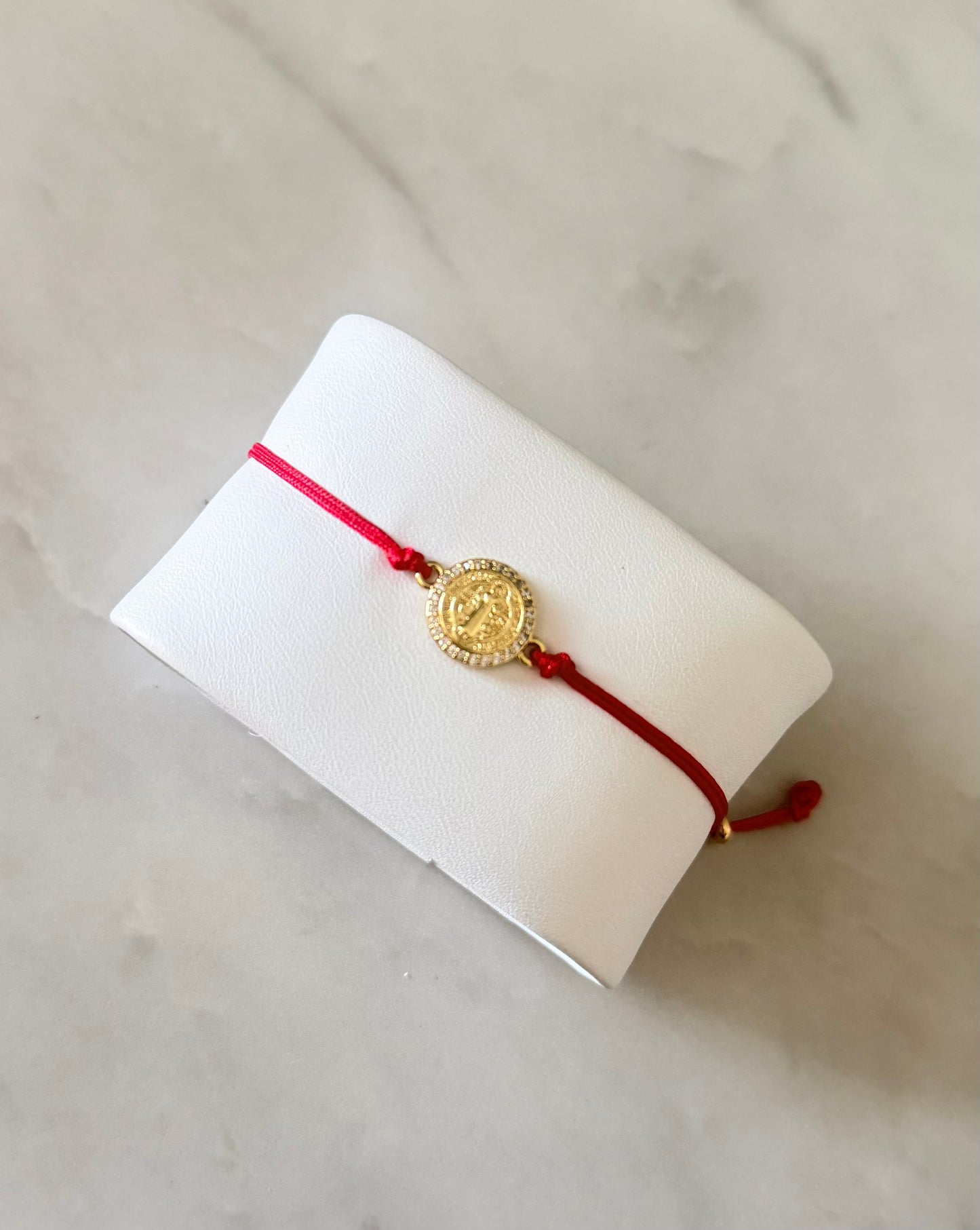 Mini san Benito San Benito rojo clásico