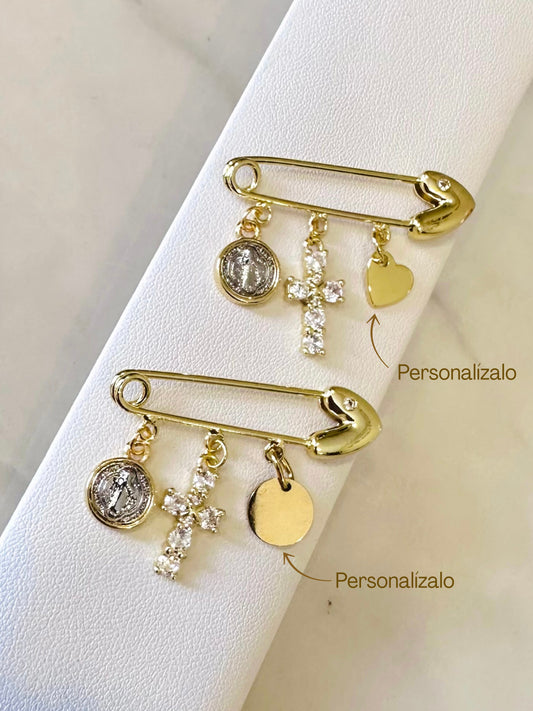 Broche San Benito (incluye personalizado)