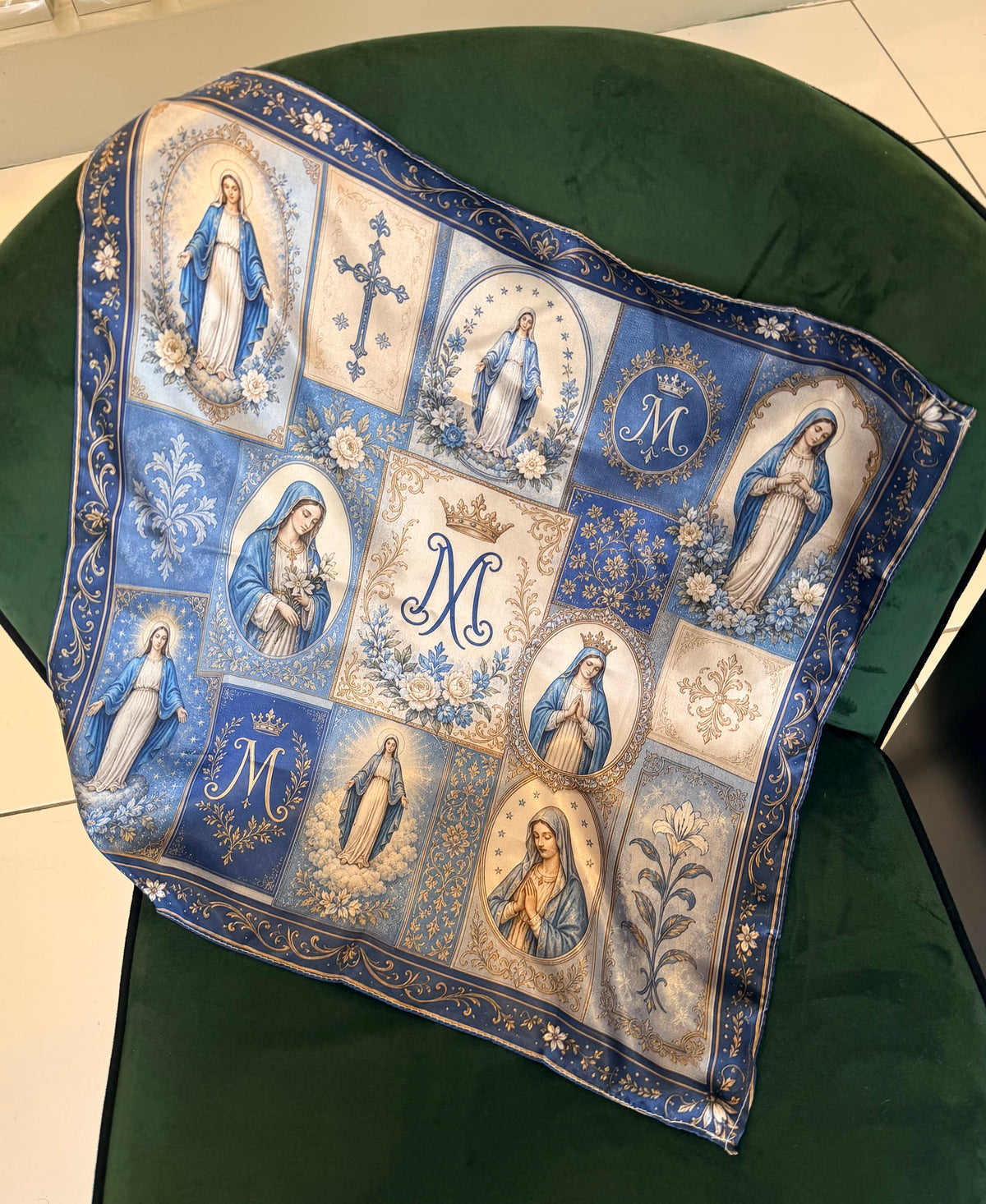 Pañuelo Madre de Jesús
