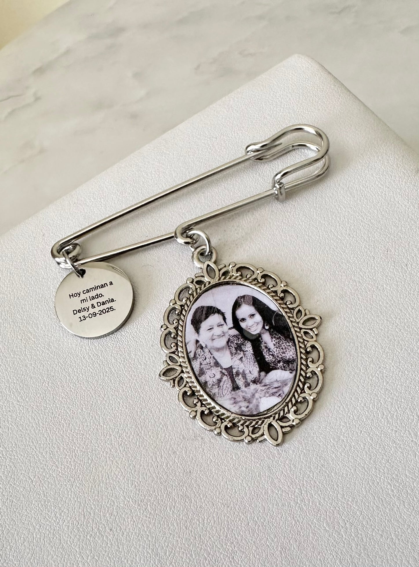Broche para boda/ graduación