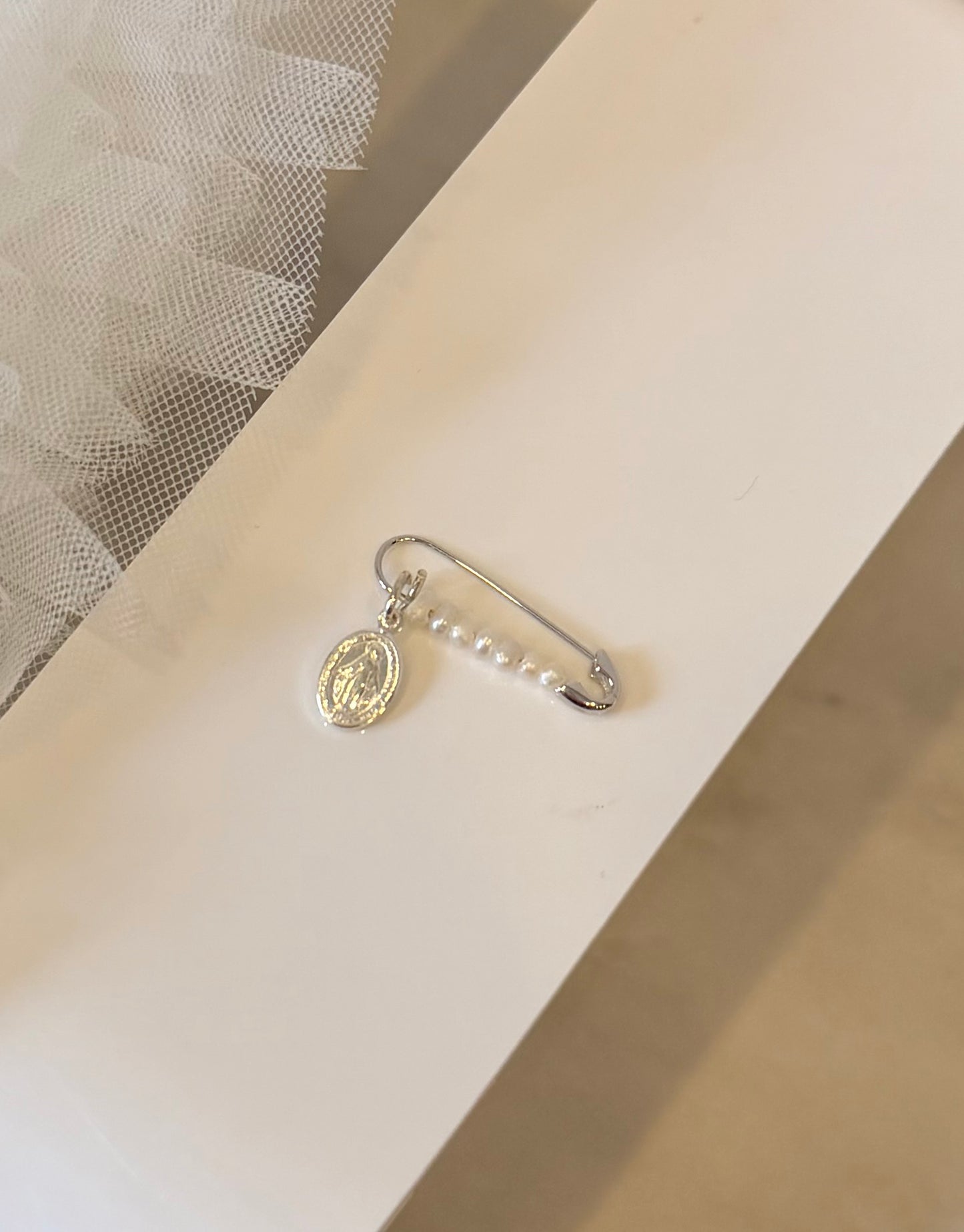 Broche clásico (plata 925)