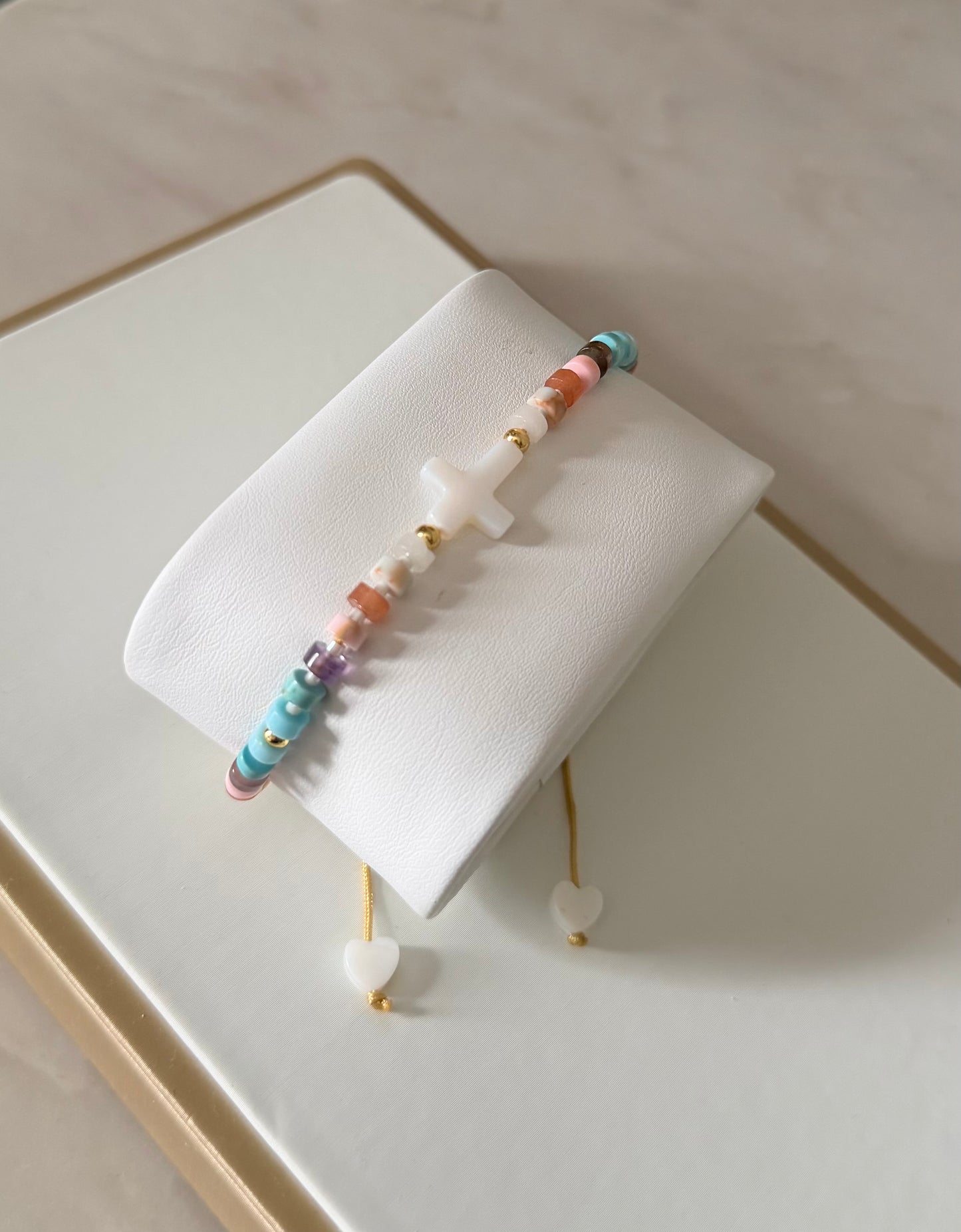 Pulsera Cielo pastel (nácar)