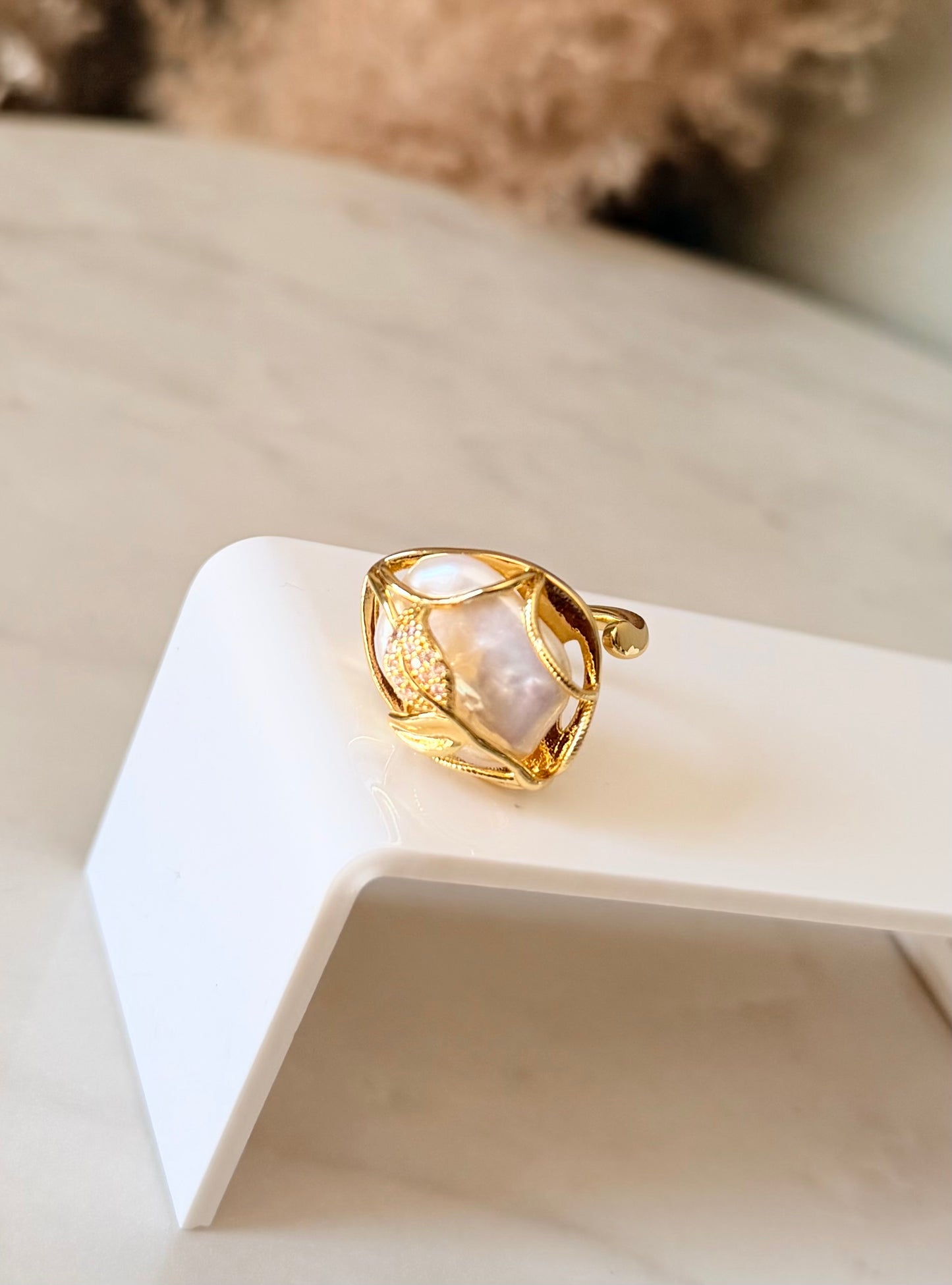 Anillo perla barroca